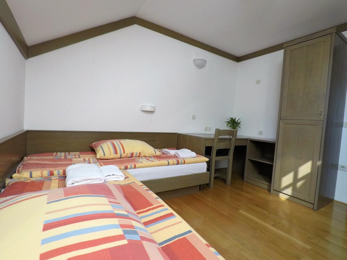 Tržič Karami Mountainhouse B&B 외부 사진