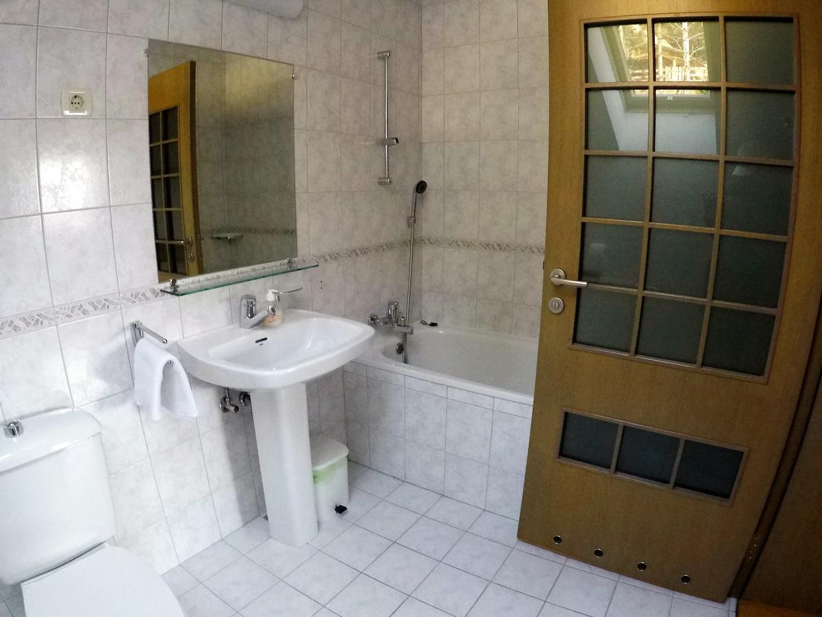 Tržič Karami Mountainhouse B&B 외부 사진