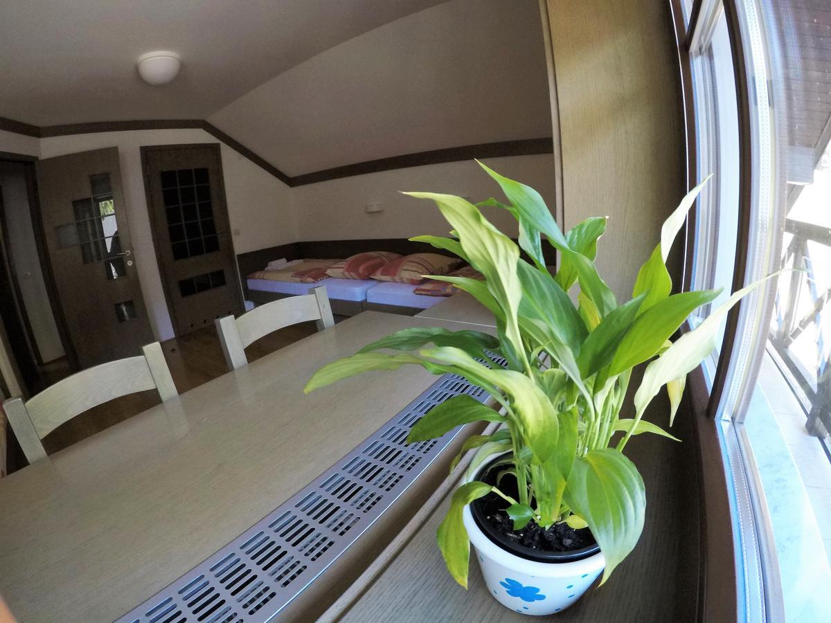 Tržič Karami Mountainhouse B&B 외부 사진