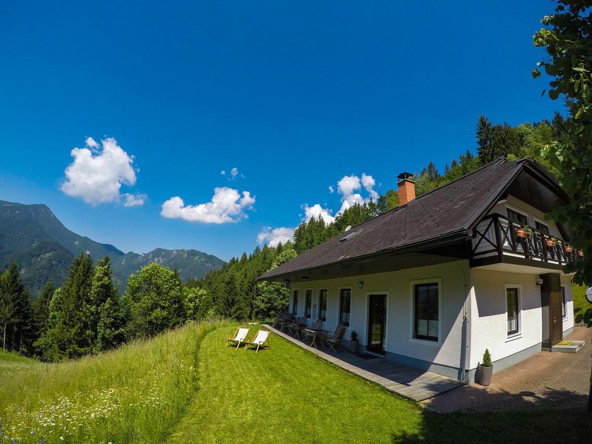 Tržič Karami Mountainhouse B&B 외부 사진